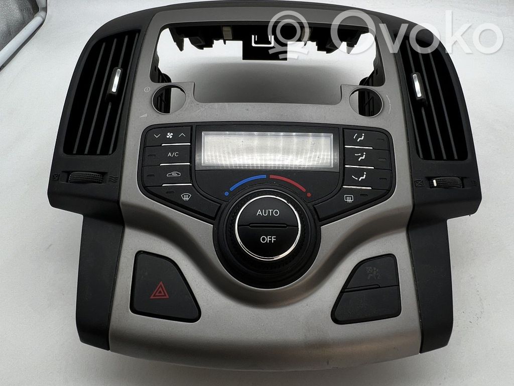 Hyundai i30 Panel klimatyzacji 