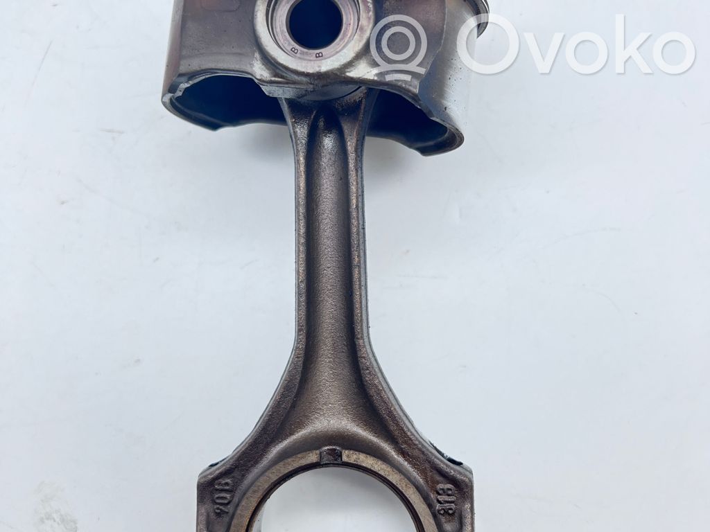 Piston