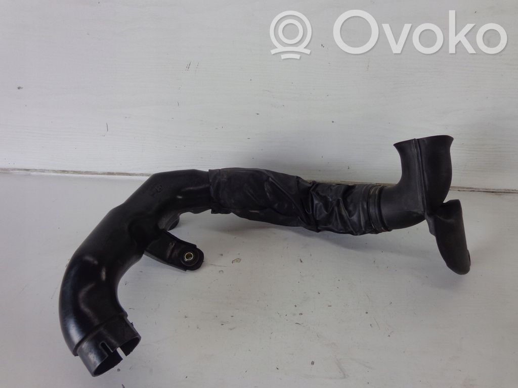 Hyundai Getz Air intake duct part 