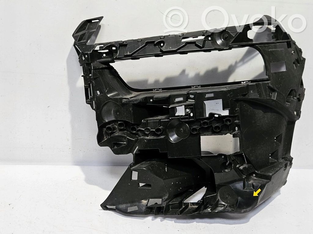 BMW 7 G70 Front bumper mounting bracket 