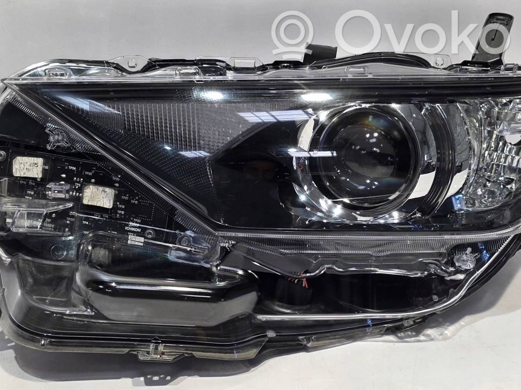 Toyota Auris E180 Scheinwerfer 