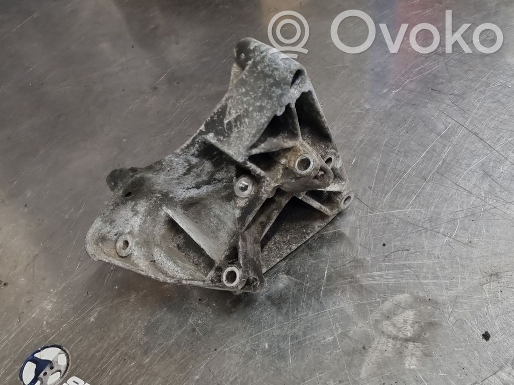 BMW 5 E39 A/C compressor mount bracket 