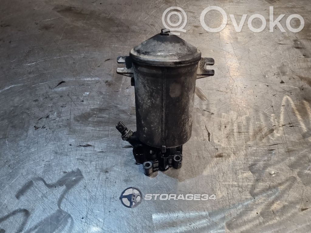 BMW 5 E34 Oil filter mounting bracket 