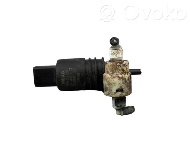 Peugeot 107 Windscreen/windshield washer pump 