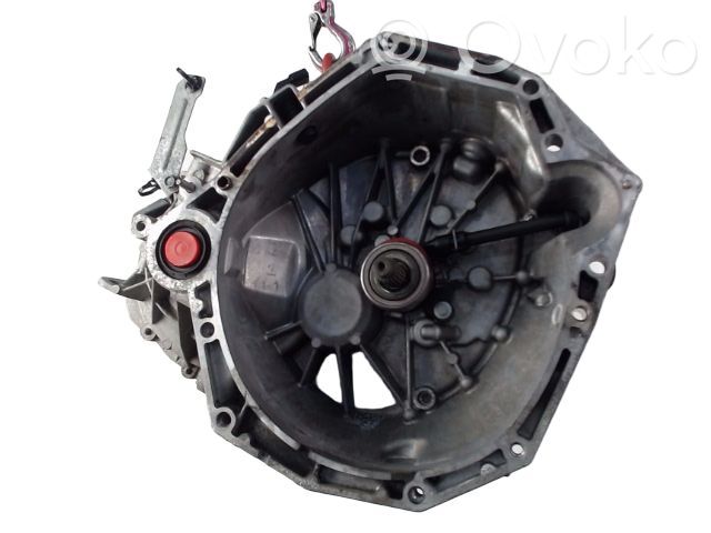 Nissan Juke I F15 Cutie viteze manuală cu 6 trepte 