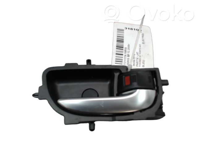 Toyota Yaris Manecilla interna puerta delantera 