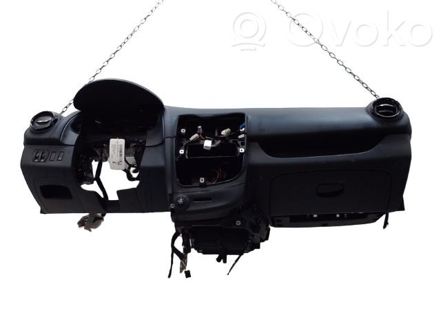 Renault Clio IV Panel de instrumentos 