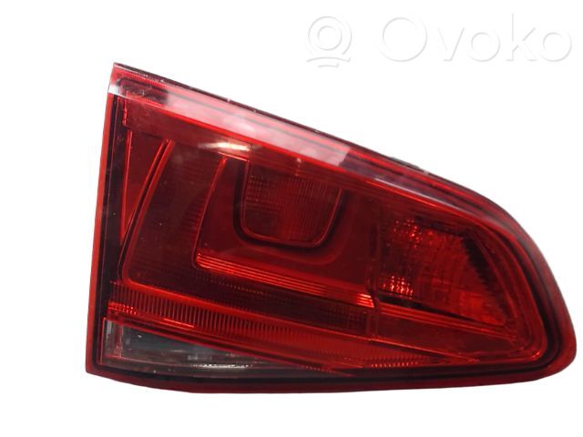 Volkswagen Golf SportWagen Lampă spate în capacul portbagajului 