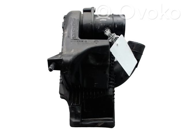 Renault Clio III Air filter box 