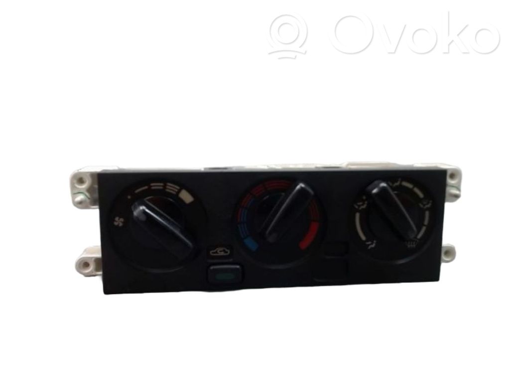 Nissan Almera Panel klimatyzacji 