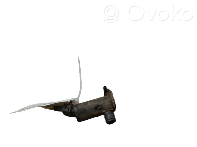 Ford Fiesta Windscreen/windshield washer pump 