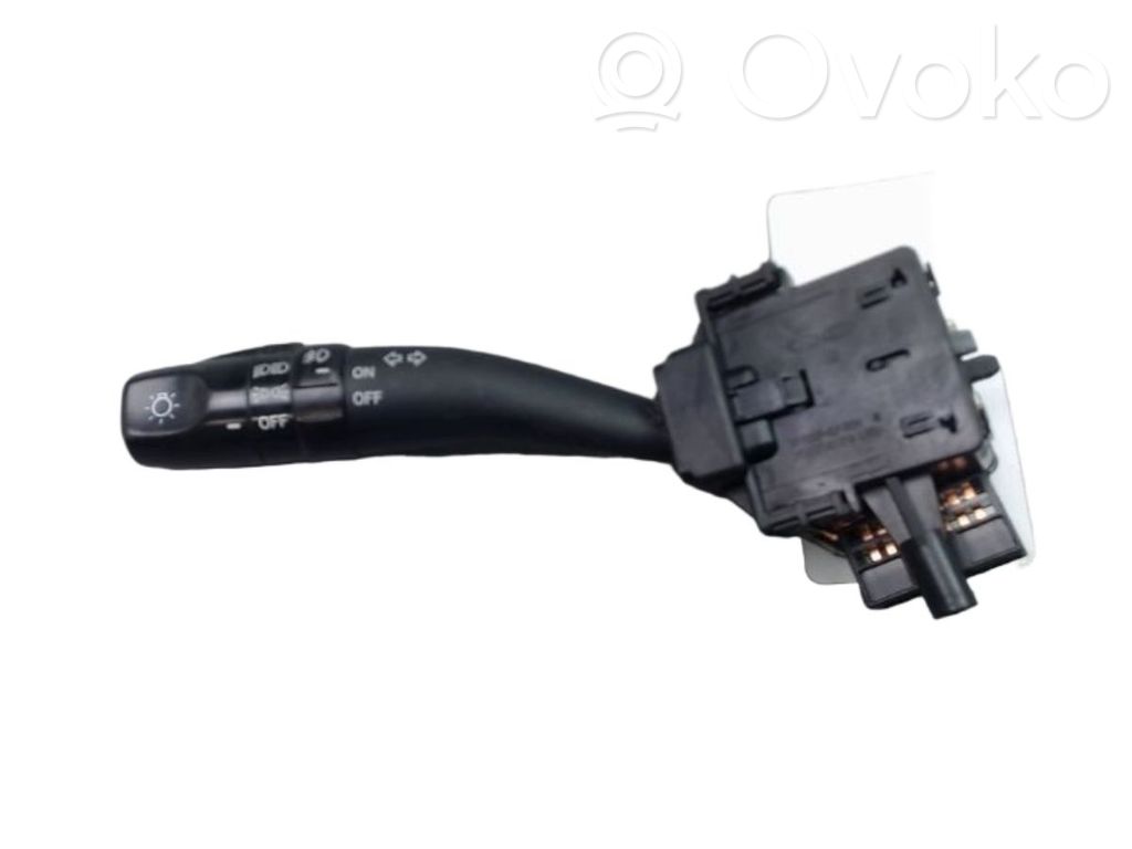 KIA Carens II Light switch 