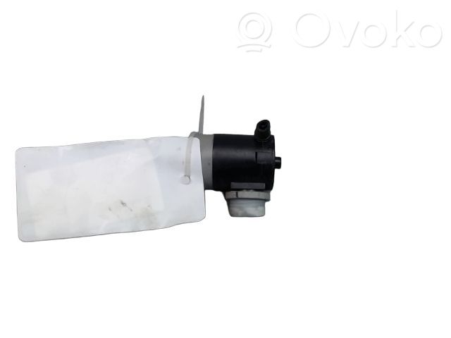 Peugeot 108 Windscreen/windshield washer pump 
