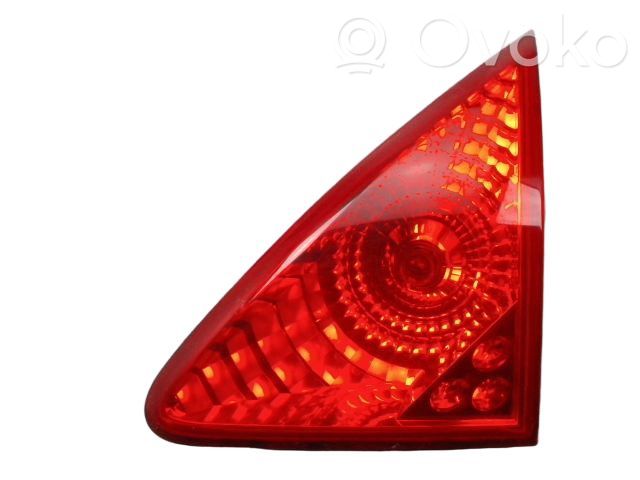 Peugeot 3008 I Lampă spate în capacul portbagajului 