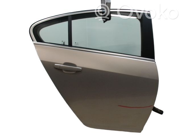 Puerta trasera   22777946,22777946