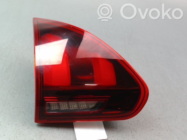 Peugeot 2008 I Luci posteriori del portellone del bagagliaio