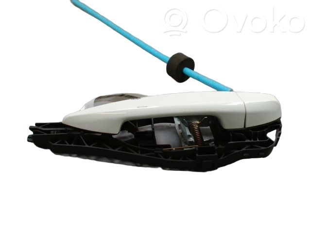 BMW 2 F46 Manecilla externa puerta trasera 