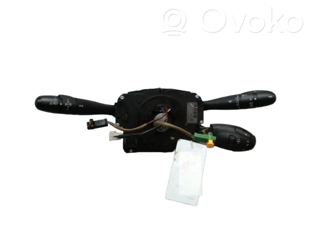 Peugeot 207 Commodo, commande essuie-glace/phare