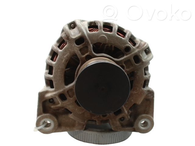 Renault Clio IV Alternator 