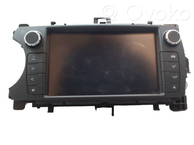 Toyota Yaris Radio/CD/DVD/GPS head unit 