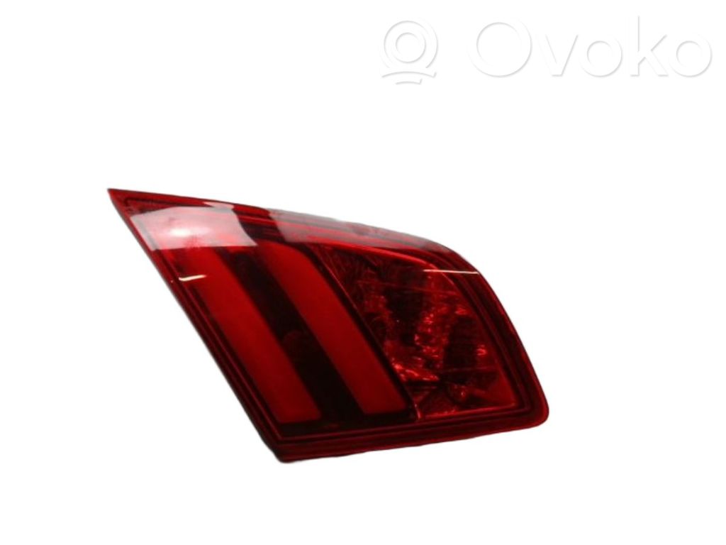 Peugeot 308 Lampă spate în capacul portbagajului