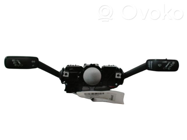 Volkswagen Polo VI Bloc semnalizator și ștergător parbriz 