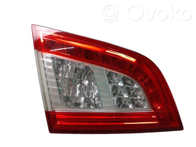 Peugeot 508 Aizmugurējais lukturis pārsegā 