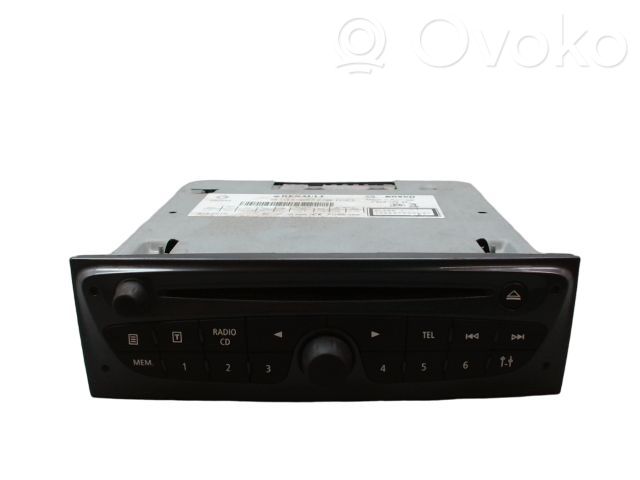 Renault Clio III Radio / CD-Player / DVD-Player / Navigation 