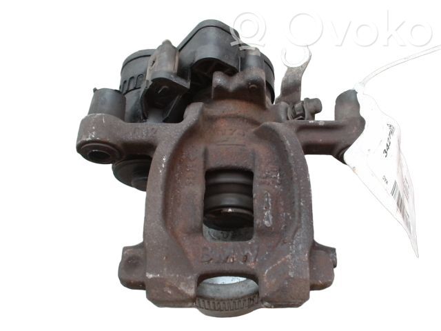 BMW 2 F46 Etrier frână spate 