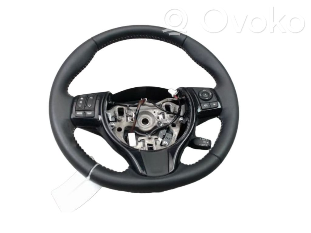 Toyota Yaris XP210 Volant