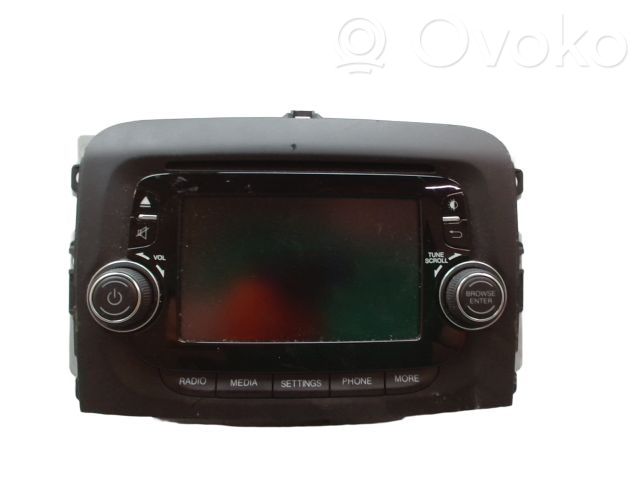 Fiat 500 Radio/CD/DVD/GPS head unit 