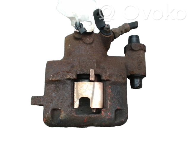 Fiat 500 Zacisk hamulcowy przedni 