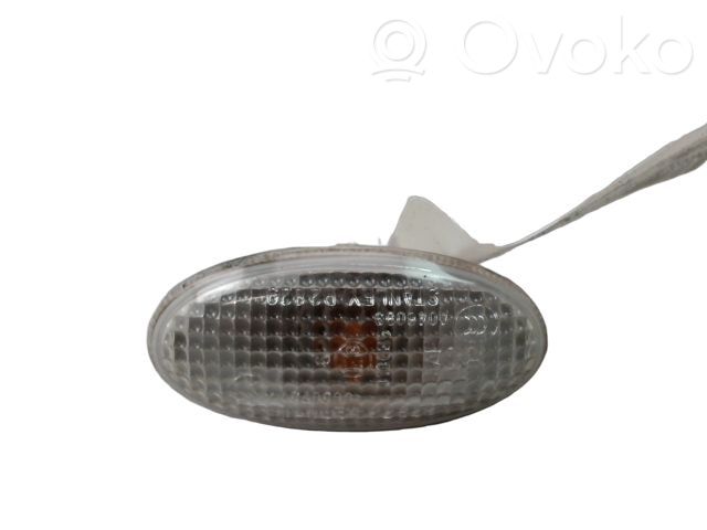 Mazda 2 Front fender indicator light 
