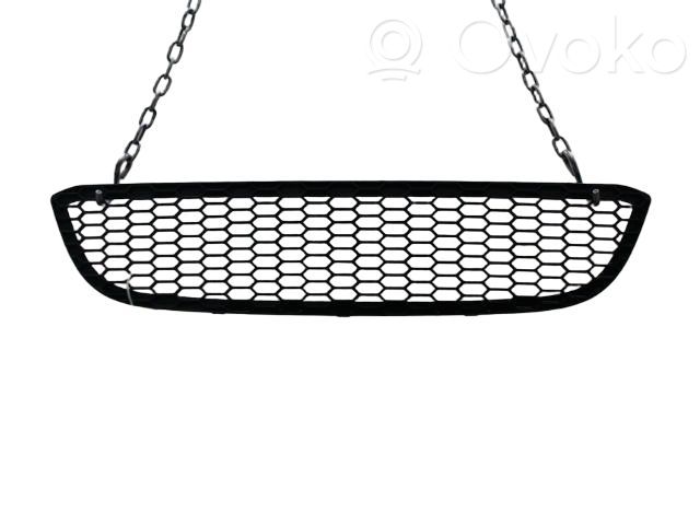 BMW 1 E82 E88 Front bumper lower grill 