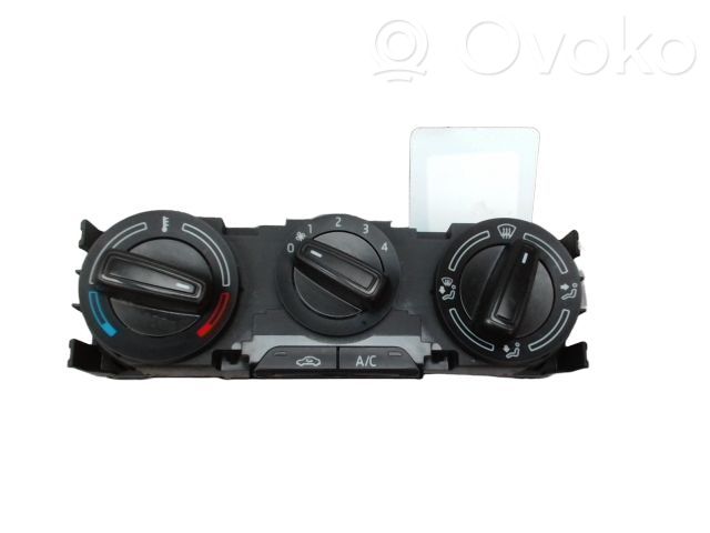 Skoda Fabia Mk4 (6VA) Unitate control climatizare 