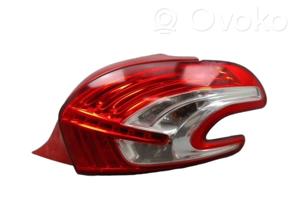 Peugeot 208 I Luci posteriori 