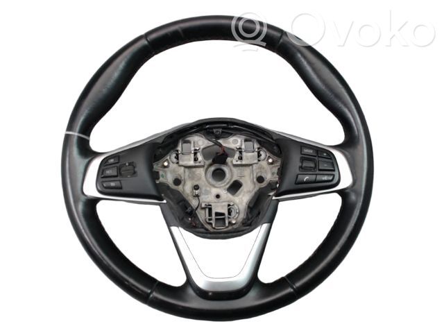 BMW 2 F46 Stūre 