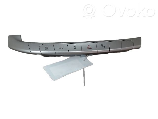 Fiat Tipo Hazard light switch 