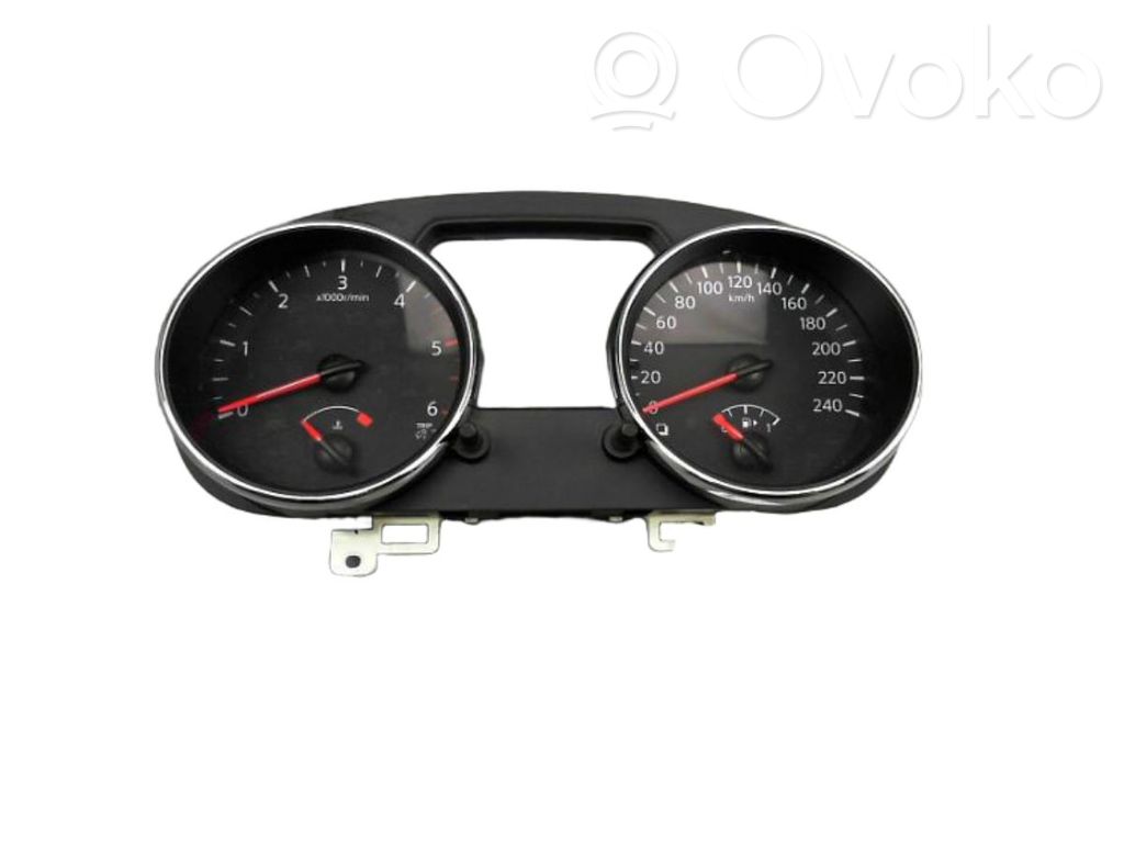 Nissan Qashqai Vitezometru (grup de instrumente)