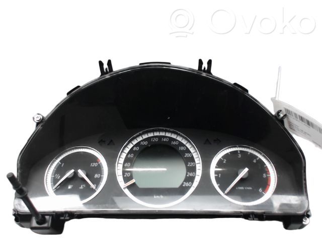 Mercedes-Benz C W204 Tachimetro (quadro strumenti) 