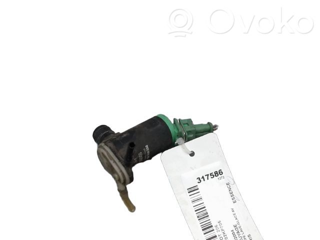 Peugeot 206 Pompa spryskiwacza szyby przedniej / czołowej 
