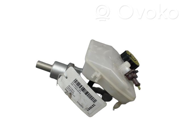 Peugeot 206+ Master brake cylinder 