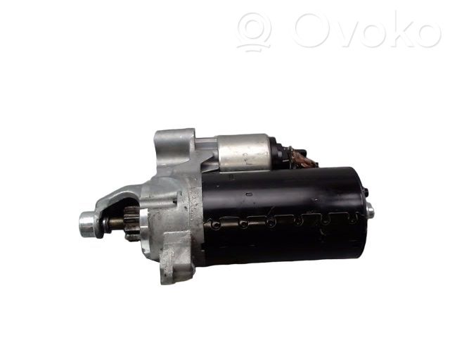 Audi A5 8T 8F Starteris 