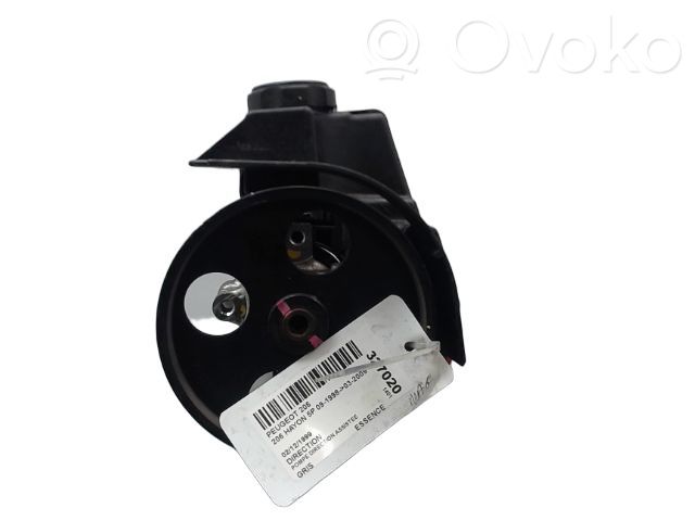 Peugeot 206 Power steering pump 