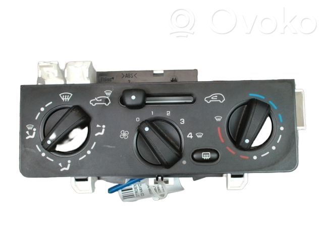Citroen C3 Climate control unit 