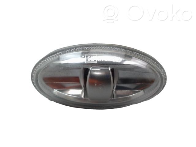 Seitenblinker   6325G3,0910915,15225589,180273002,1802730021,3040974,4225178,44183535,5501404NAE,632561,632574,6325G3,6325G4,6600078,817300H010,9680057480,CI2014041,CI3044041,CI3204041,CI5204041,CI5224041,CI5224041CZ,CI7154041,CI7174041,CI9174041,FL0291,PG0094041,PG0614041,PG2014041,PG4224041,PG9064041,PG9084041,TY2014041