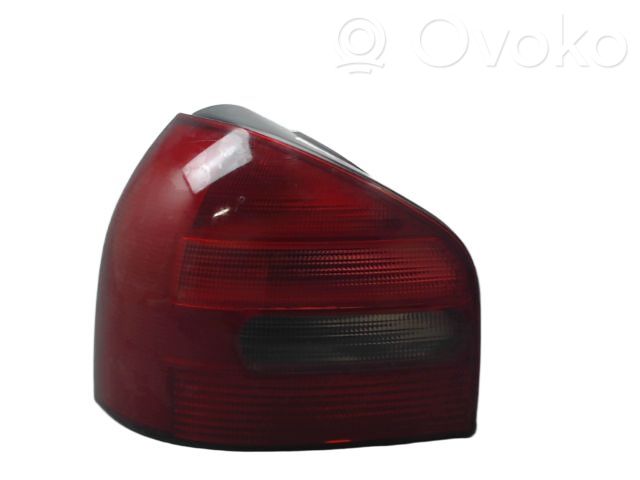 Lampa tylna   8L0945095A,00150711,022072,0319301243,0330921,0330931,1030091,1030191,110204012,132387E,16122031,2201500,29070701,330931,354286011,402011,42410428,62402,714029070701,714029071701,8L0945095,8L0945095A,8L0945095B,8L0945096B,8L0945096C,8L0945111,8L0945257,8LO945096C,8LO945111,9EL354286011,AD0164154,E353080,GP0020