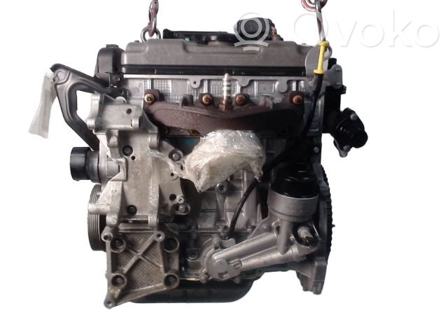 Peugeot 206+ Двигатель 