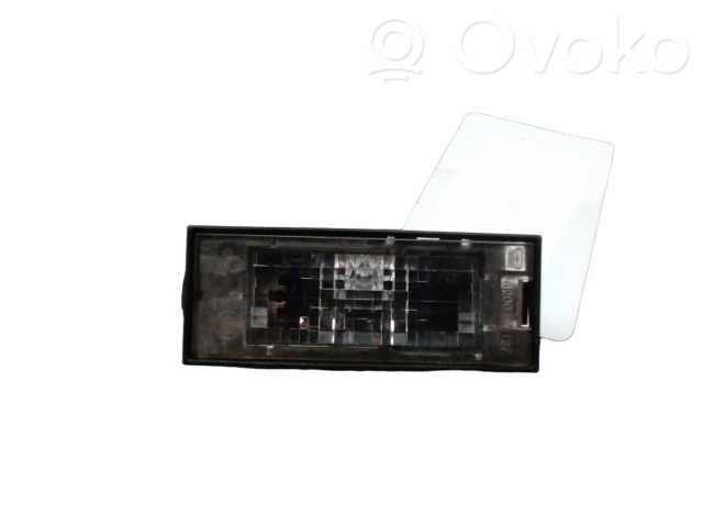 Renault Clio III Lampa oświetlenia tylnej tablicy rejestracyjnej 