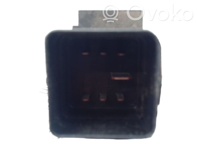 Przekaźnik / Modul układu ogrzewania wstępnego   9640469680,04416764,100652,11067JD50A,12217794967,1252609,132183,1427773,153460,16148800000,1860A680,2502122,285835,3M5T12A343AA,4416764,598140,62100652,6G9Q12A343AA,7285835,75614318,7794967,8692616,9310003,93858431,9640469680,9640469680A,994061,CCU147,GSE147,H7285835,WG1250695,WG1486255,WG1795868,Y60118650
